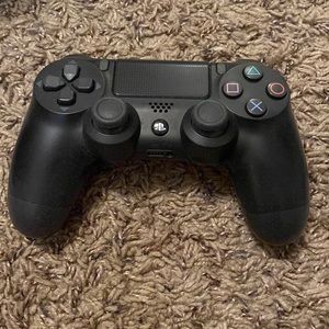 PS4 Controller